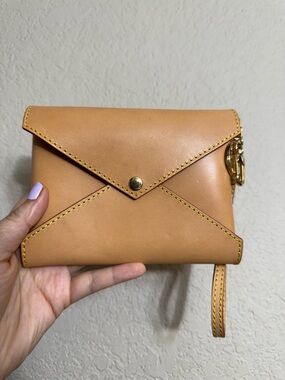 DUYP Dress up Your Purse Honey Vachetta Leather Wristlet